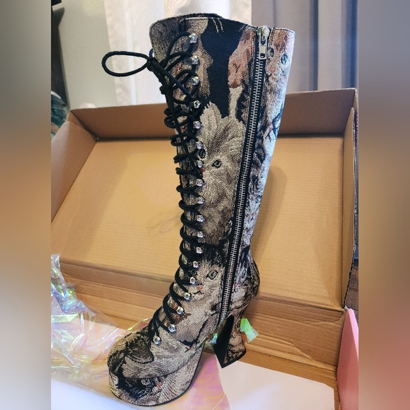 Sugar thrillz platform boots - Picture 3 of 3